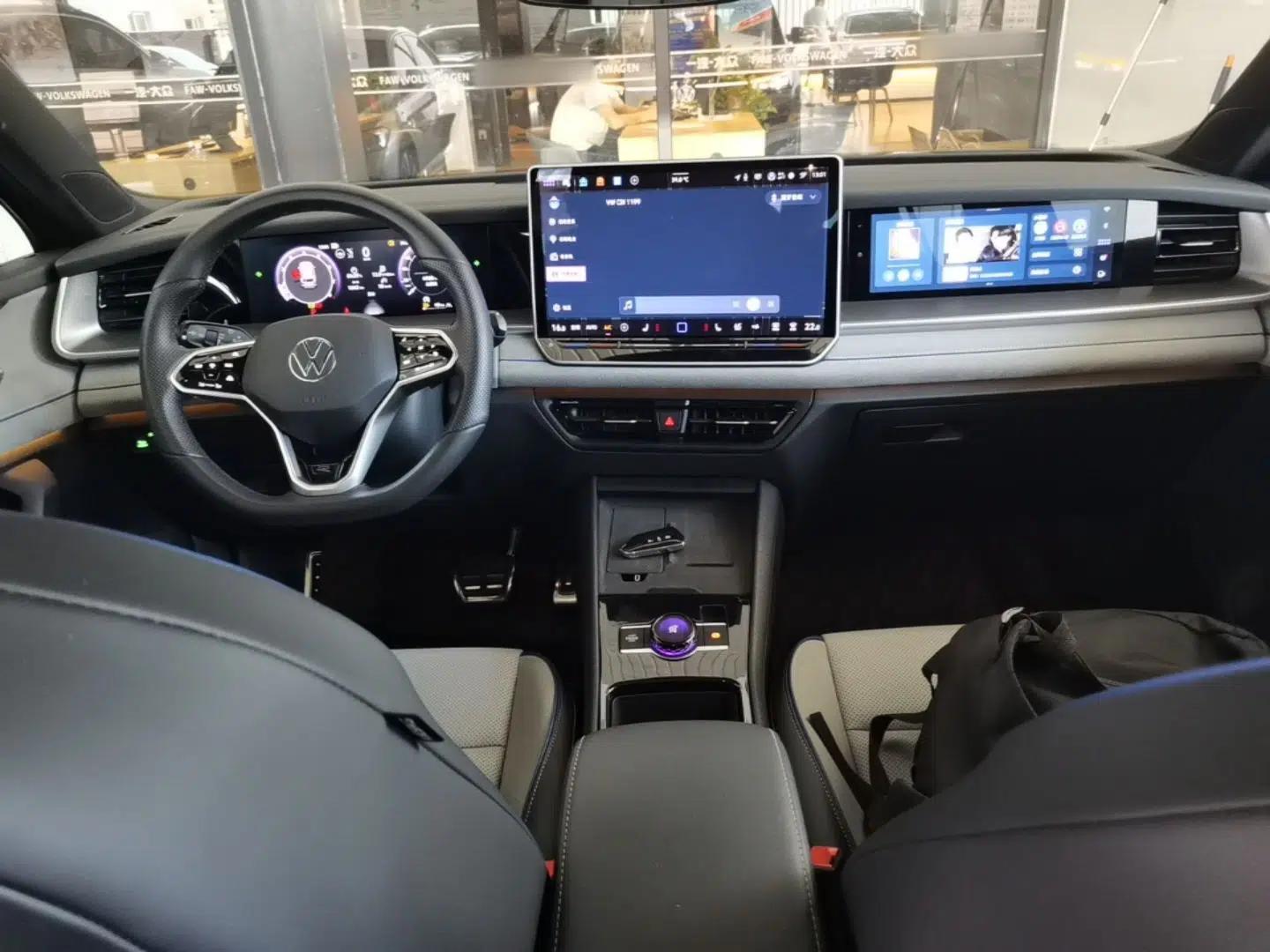Volkswagen Tayron 2025 Tiguan L 380TSI 4Motion Luxury Easy Package — миниатюра 12