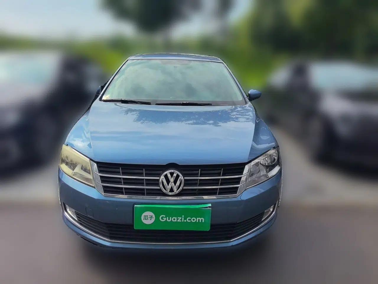 Volkswagen Lavida 2013 1.4TSI Manual Comfort Edition — миниатюра 2