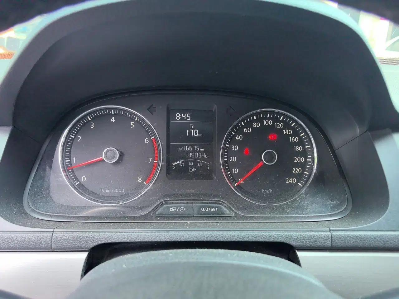 Volkswagen Lavida 2013 1.4TSI Manual Comfort Edition — миниатюра 11
