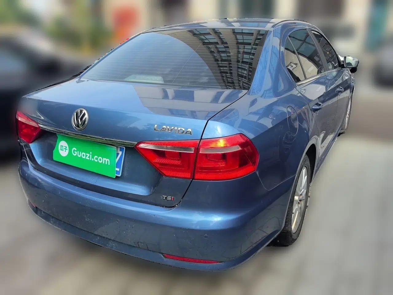 Volkswagen Lavida 2013 1.4TSI Manual Comfort Edition — миниатюра 6
