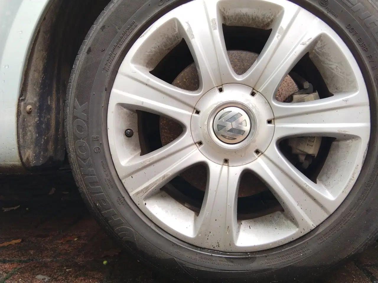 Volkswagen Lavida 2008 2.0L Automatic Premium Edition — миниатюра 8