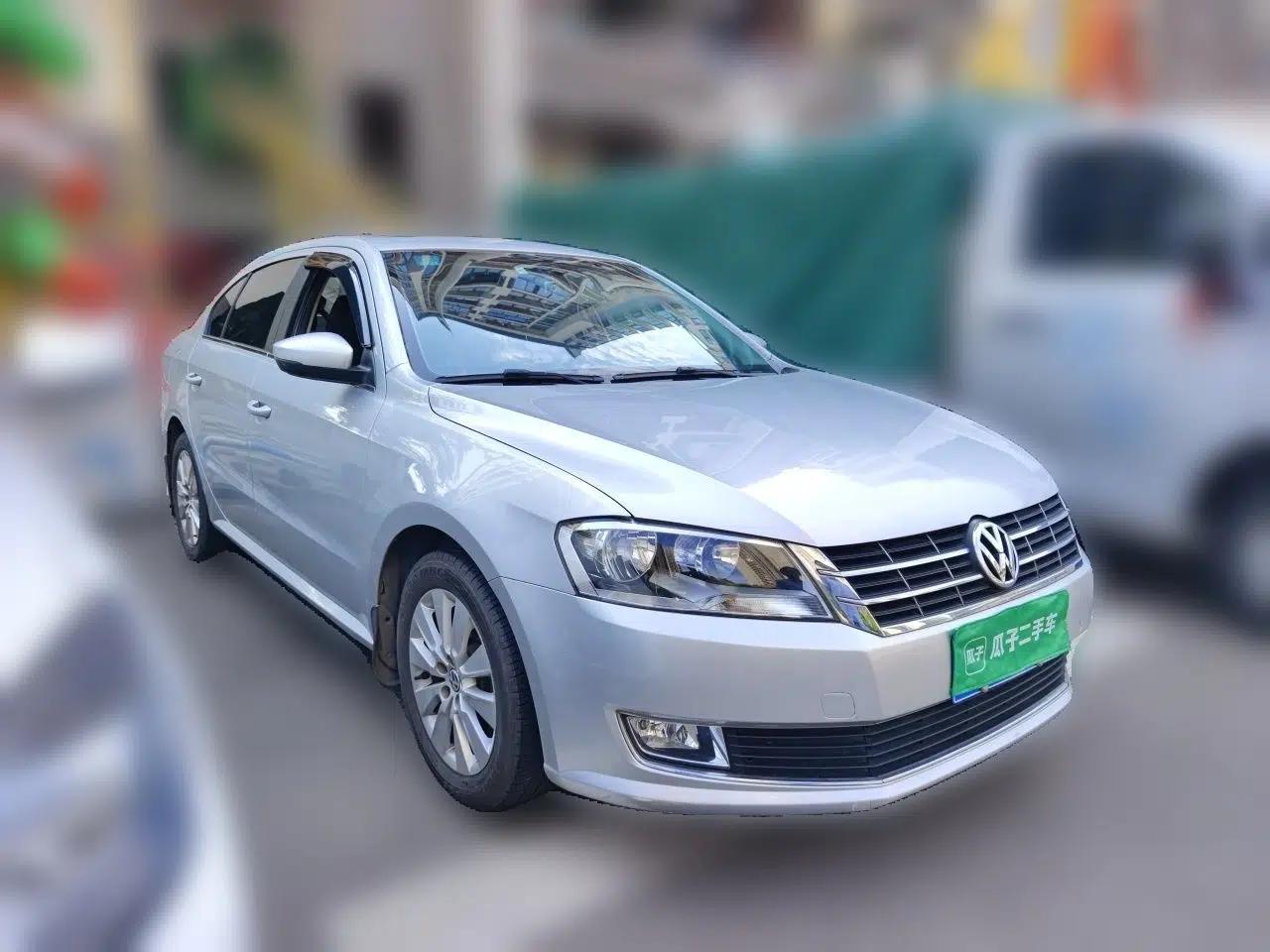 Volkswagen Lavida 2013 Restyled Classic 1.6L Manual Comfort Edition — миниатюра 3