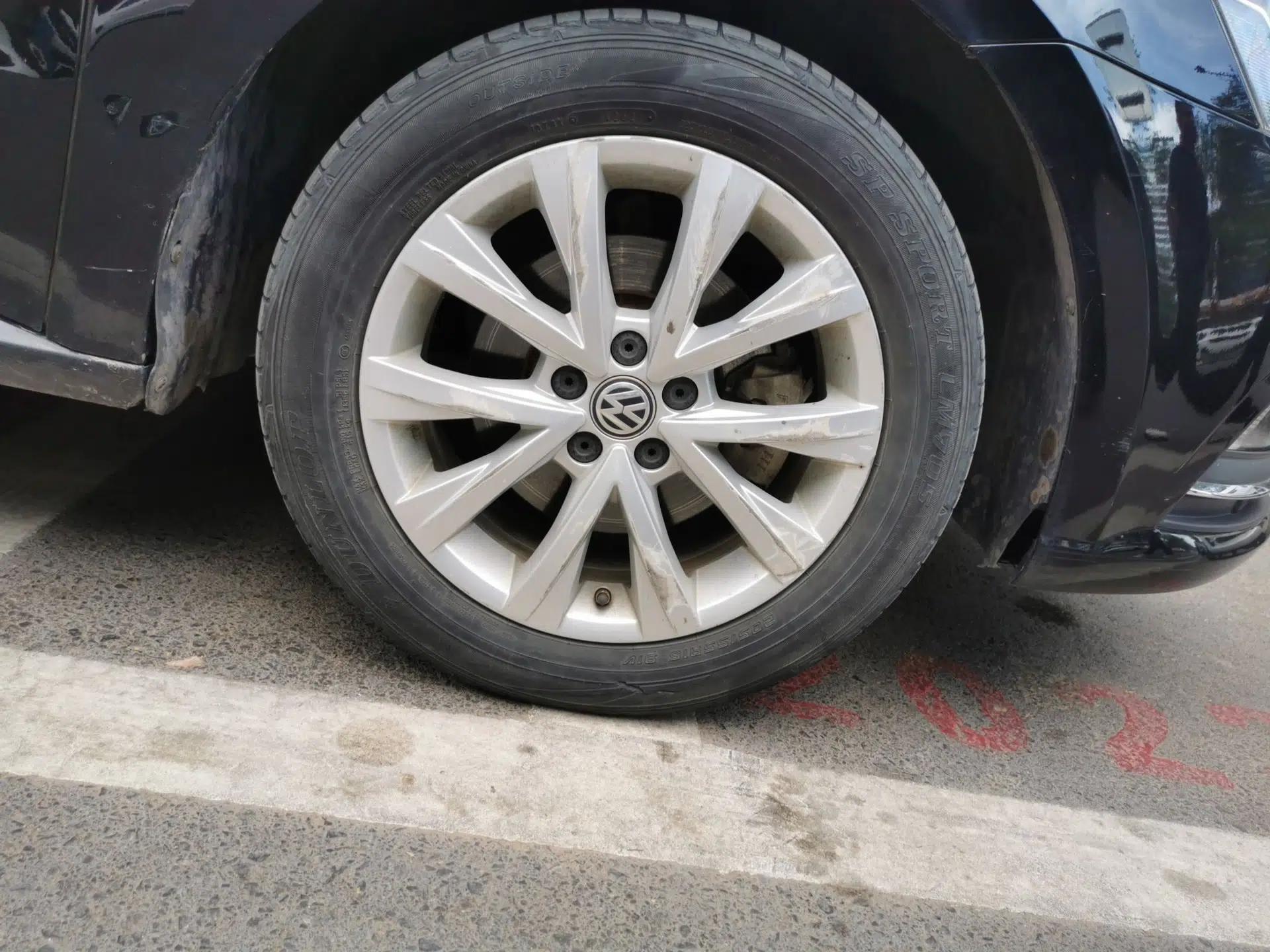 Volkswagen Lavida 2017 1.6L Manual Comfort Edition — миниатюра 8