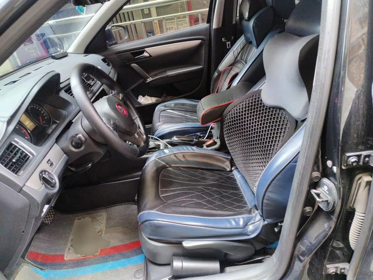 Volkswagen Lavida 2013 Restyled Classic 1.6L Automatic Comfort Edition — миниатюра 15