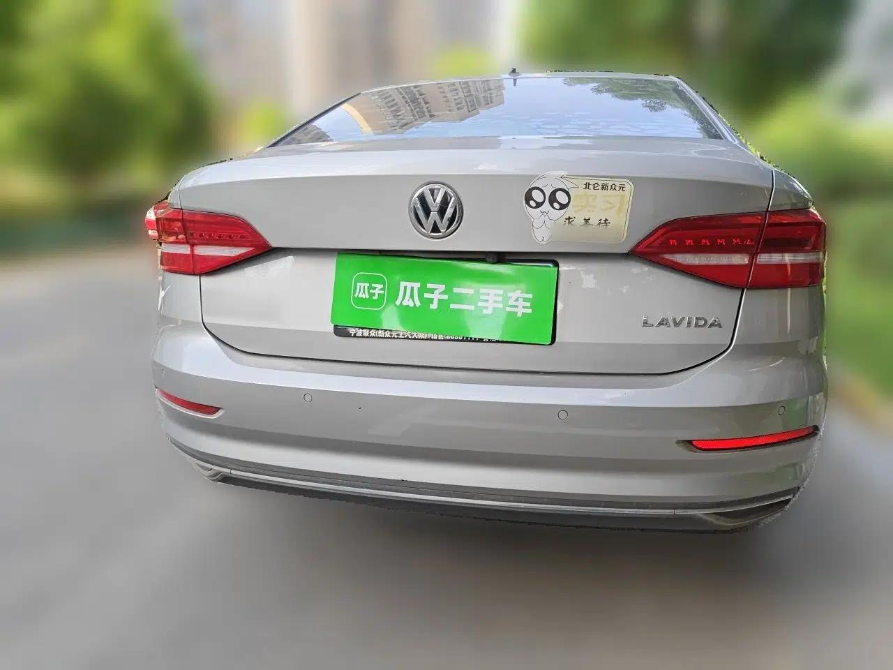 Volkswagen Lavida 2019 1.5L Automatic Comfort Edition China VI Standard — миниатюра 3
