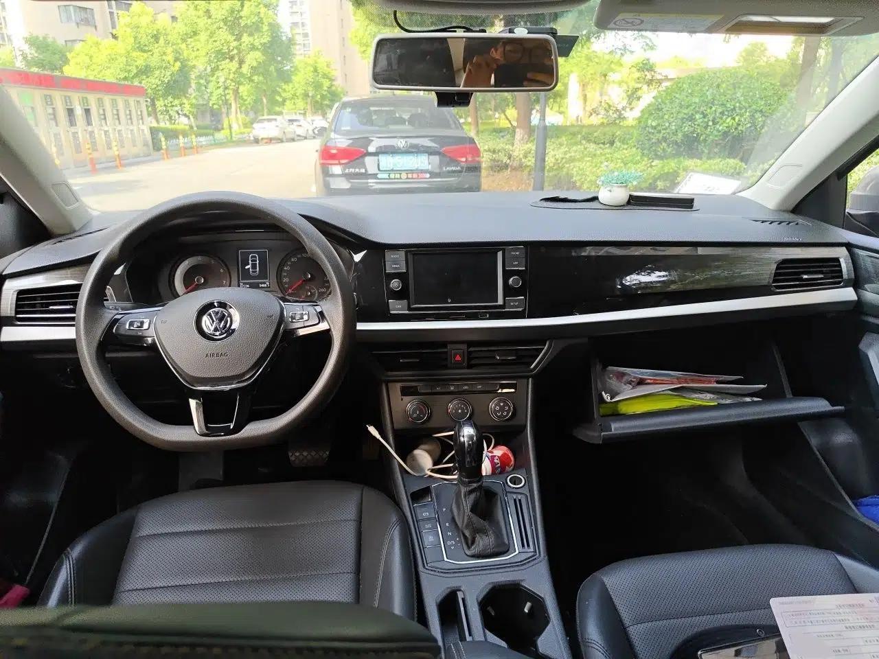 Volkswagen Lavida 2019 1.5L Automatic Comfort Edition China VI Standard — миниатюра 6