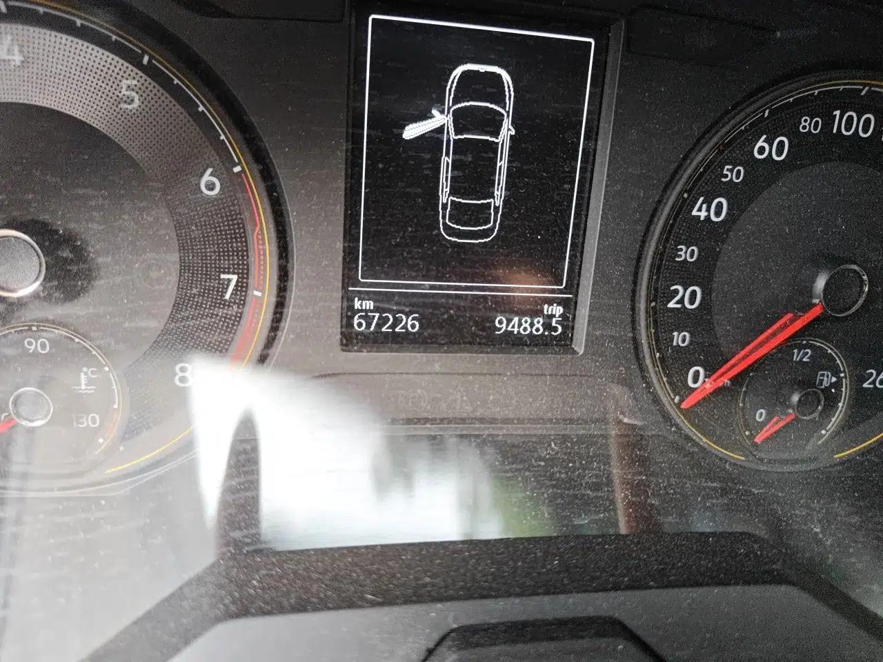 Volkswagen Lavida 2019 1.5L Automatic Comfort Edition China VI Standard — миниатюра 9