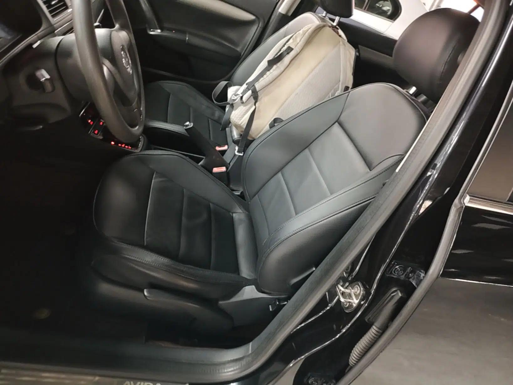 Volkswagen Lavida 2013 Restyled Classic 1.6L Automatic Comfort Edition — миниатюра 17
