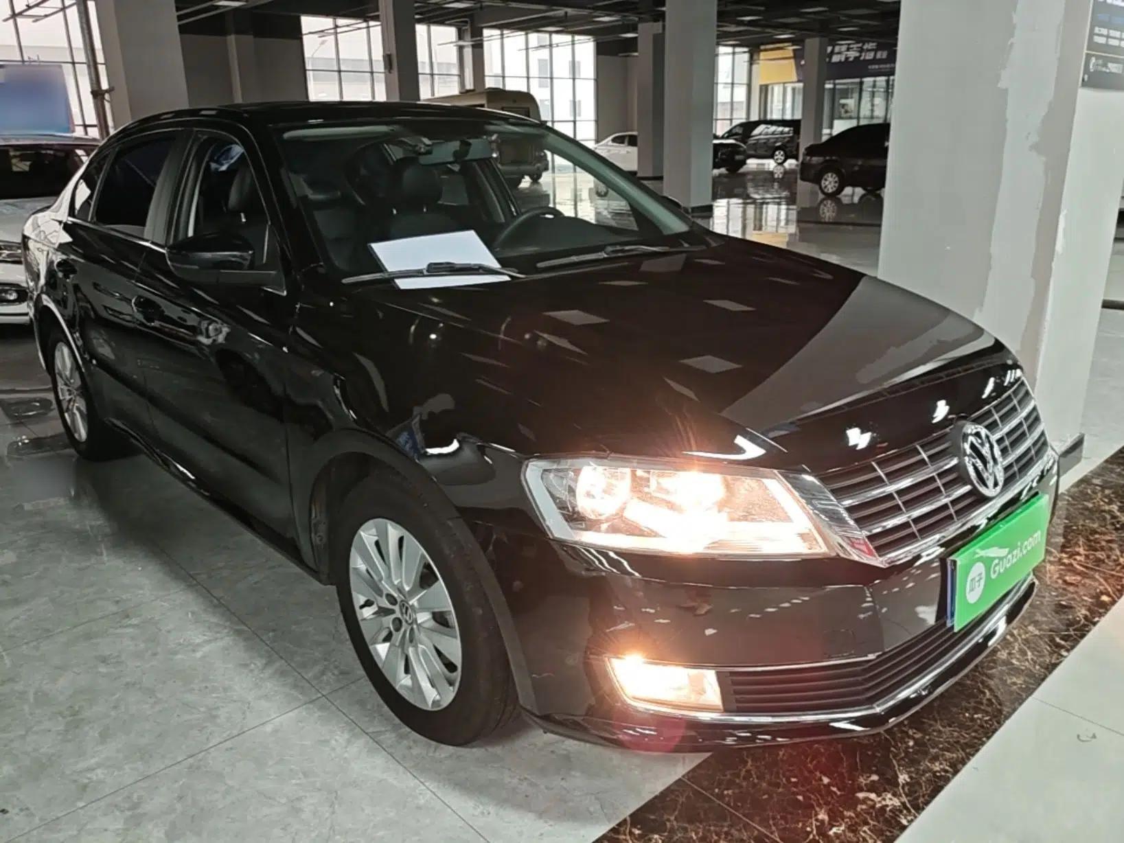 Volkswagen Lavida 2013 Restyled Classic 1.6L Automatic Comfort Edition — миниатюра 3