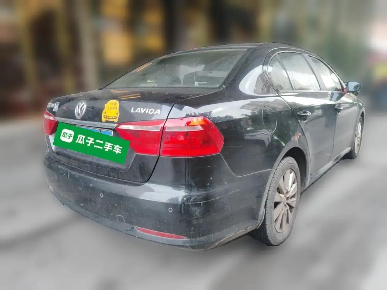 Volkswagen Lavida 2013 Restyled Classic 1.6L Manual Comfort Edition — миниатюра 6