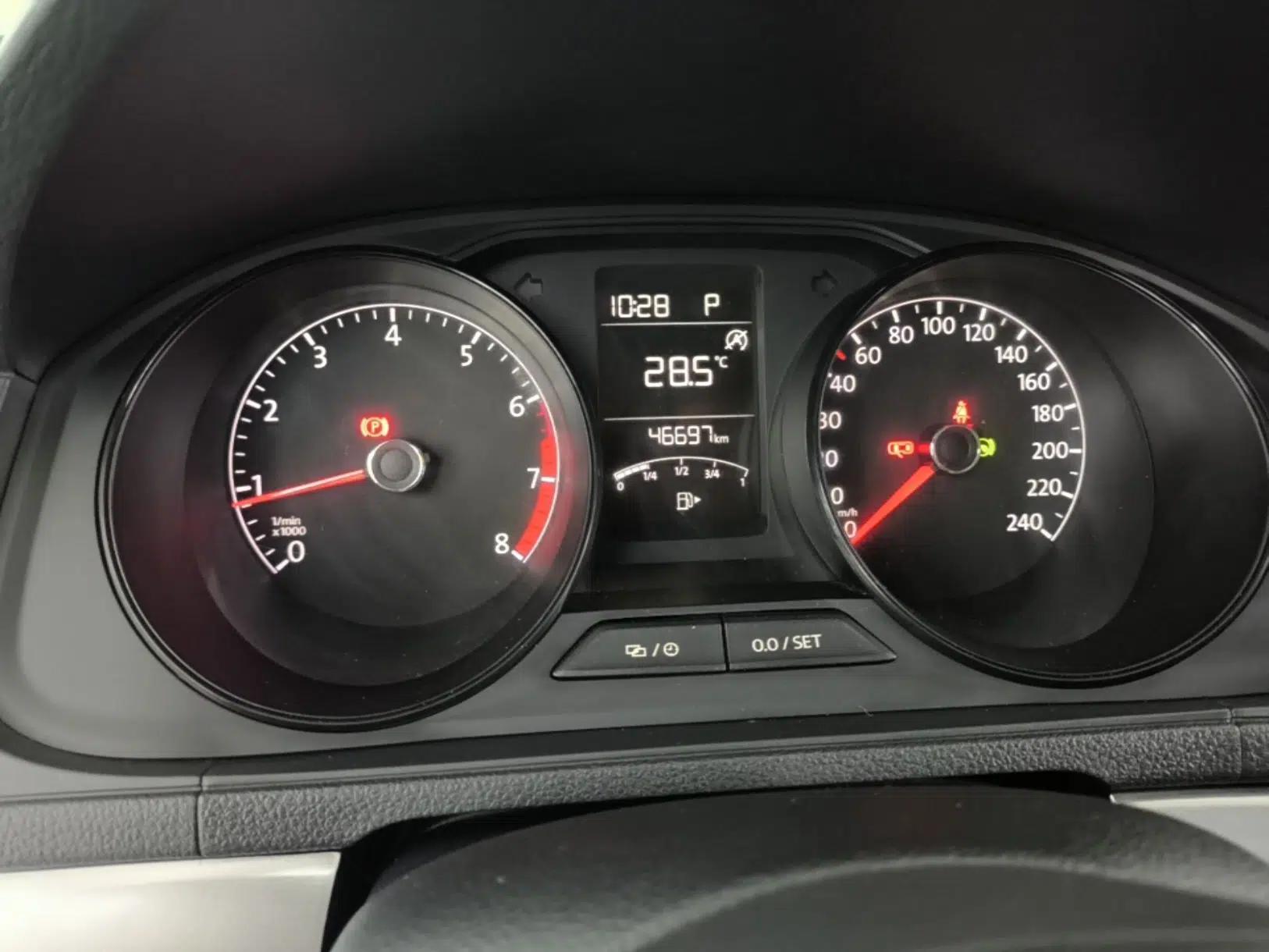 Volkswagen Lavida 2019 Lavida Start 1.5L Automatic Trendy Version China VI Standard — миниатюра 14