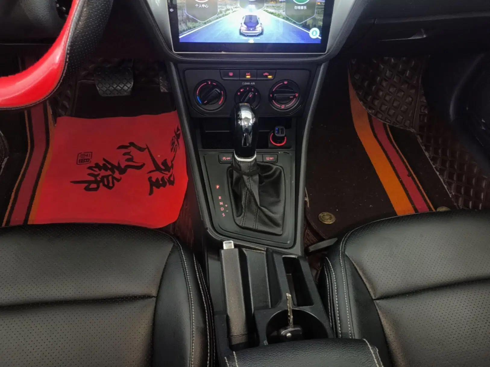 Volkswagen Lavida 2019 Lavida Start 1.5L Automatic Trendy Version China VI Standard — миниатюра 16
