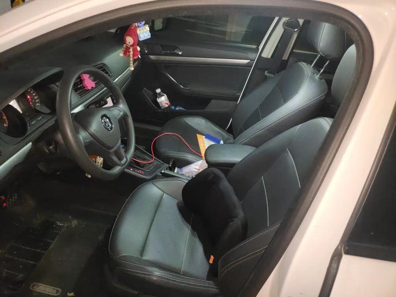 Volkswagen Lavida 2019 Lavida Start 1.5L Automatic Trendy Version China VI Standard — миниатюра 15
