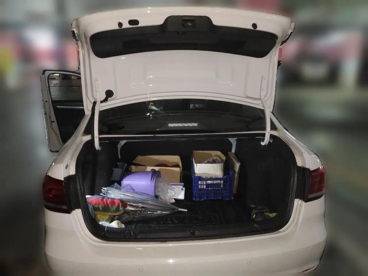 Volkswagen Lavida 2019 Lavida Start 1.5L Automatic Trendy Version China VI Standard — миниатюра 19