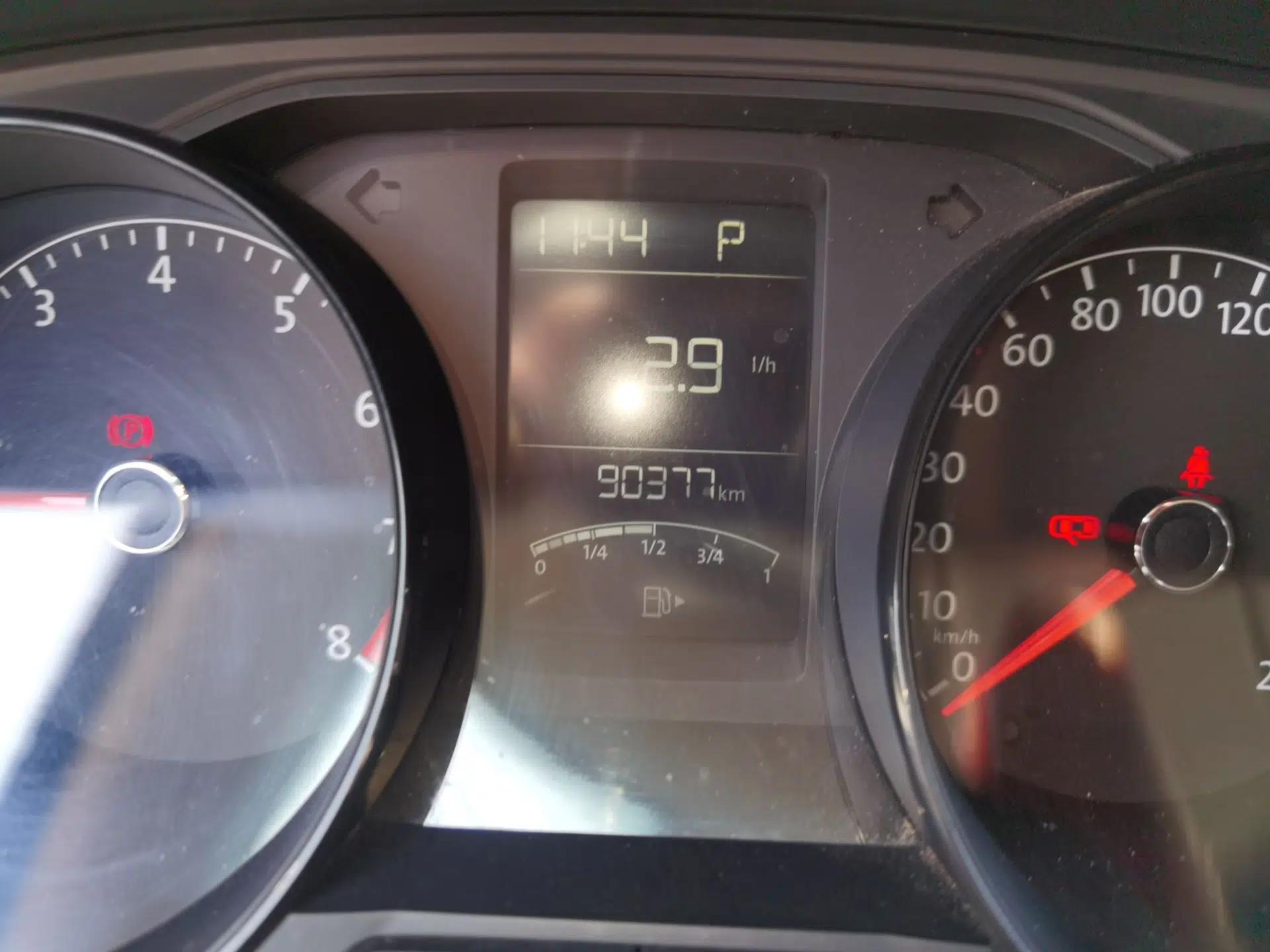 Volkswagen Lavida 2017 1.6L Automatic Fashion Edition — миниатюра 12