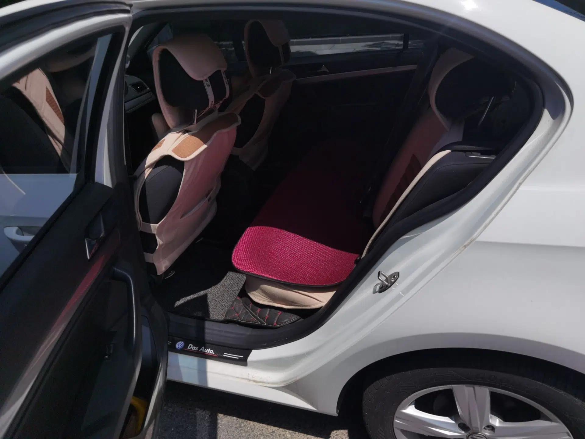 Volkswagen Lavida 2017 1.6L Automatic Fashion Edition — миниатюра 17