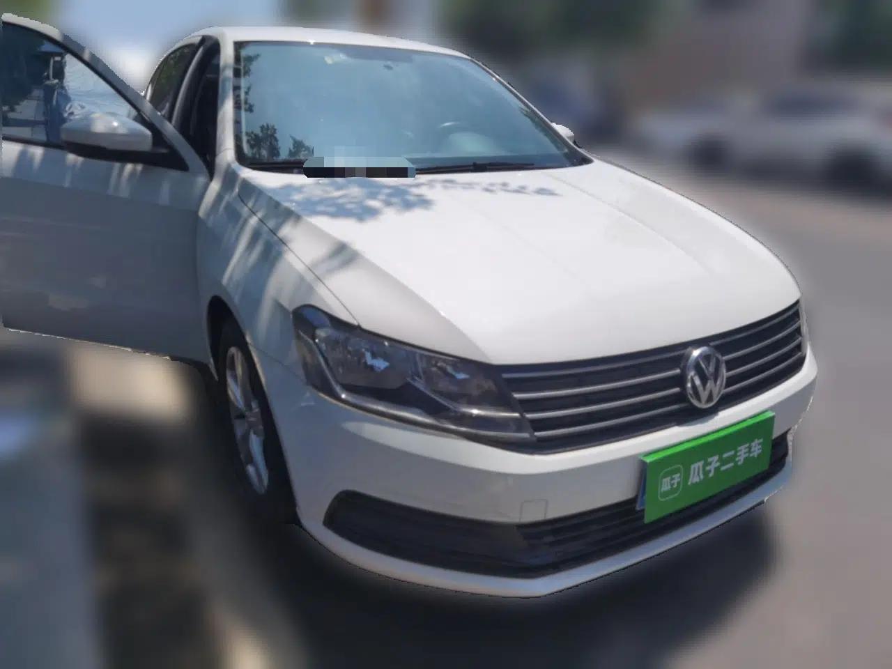 Volkswagen Lavida 2017 1.6L Automatic Fashion Edition — миниатюра 3