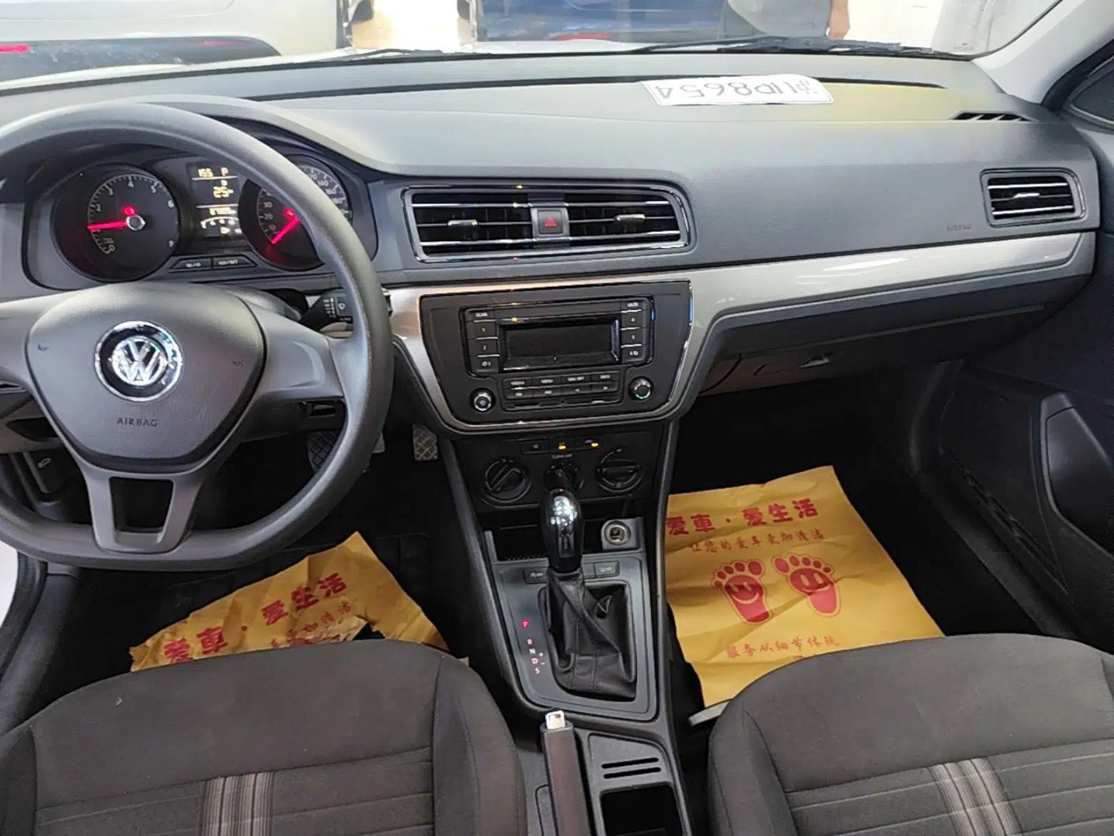 Volkswagen Lavida 2019 Lavida Start 1.5L Automatic Trendy Version China VI Standard — миниатюра 16