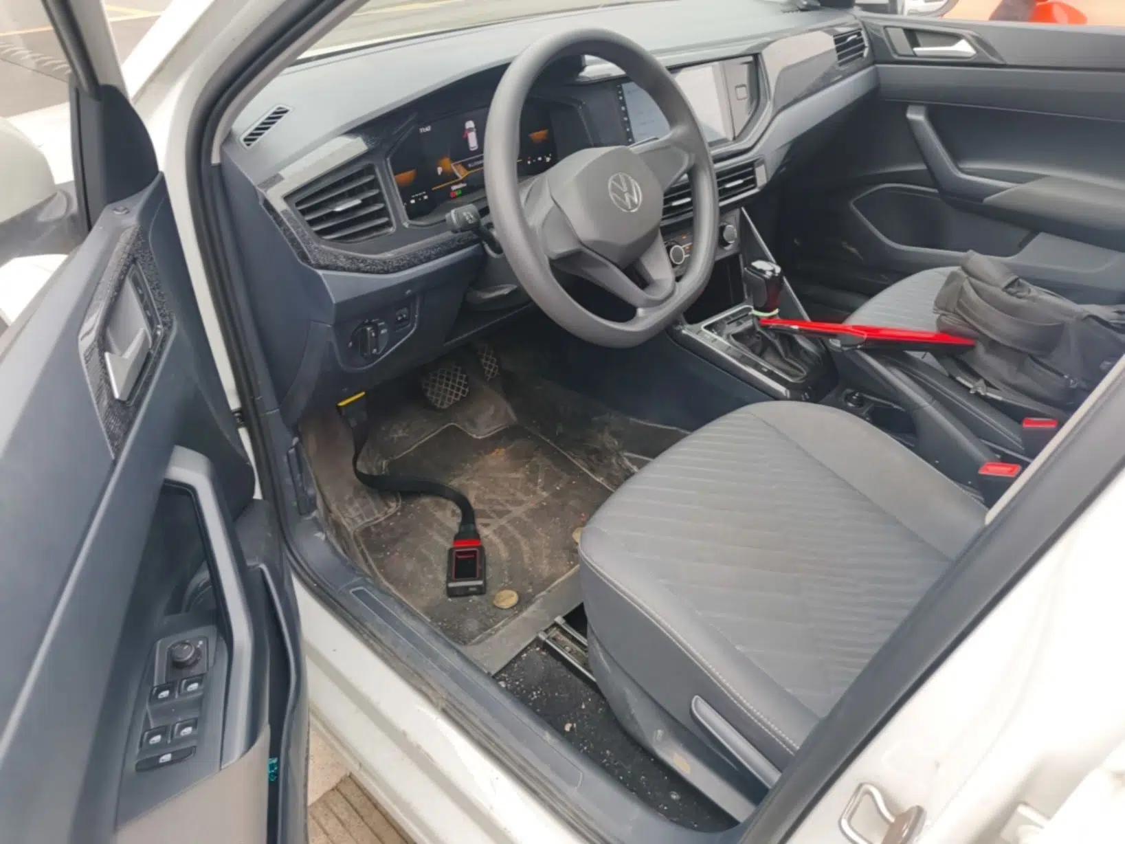 Volkswagen Lavida 2023 New Sharp 1.5L Automatic Custom Edition — миниатюра 18