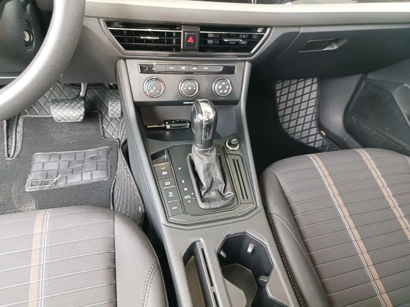 Volkswagen Lavida 2019 280TSI DSG Comfort Edition China VI standard — миниатюра 16