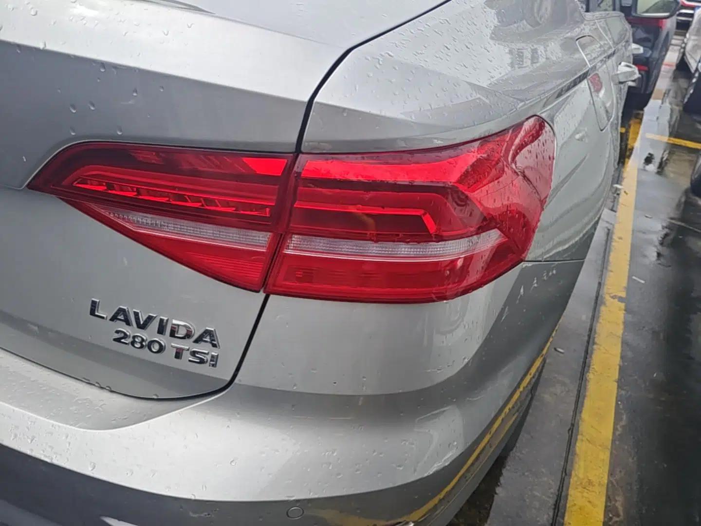 Volkswagen Lavida 2019 280TSI DSG Comfort Edition China VI standard — миниатюра 14