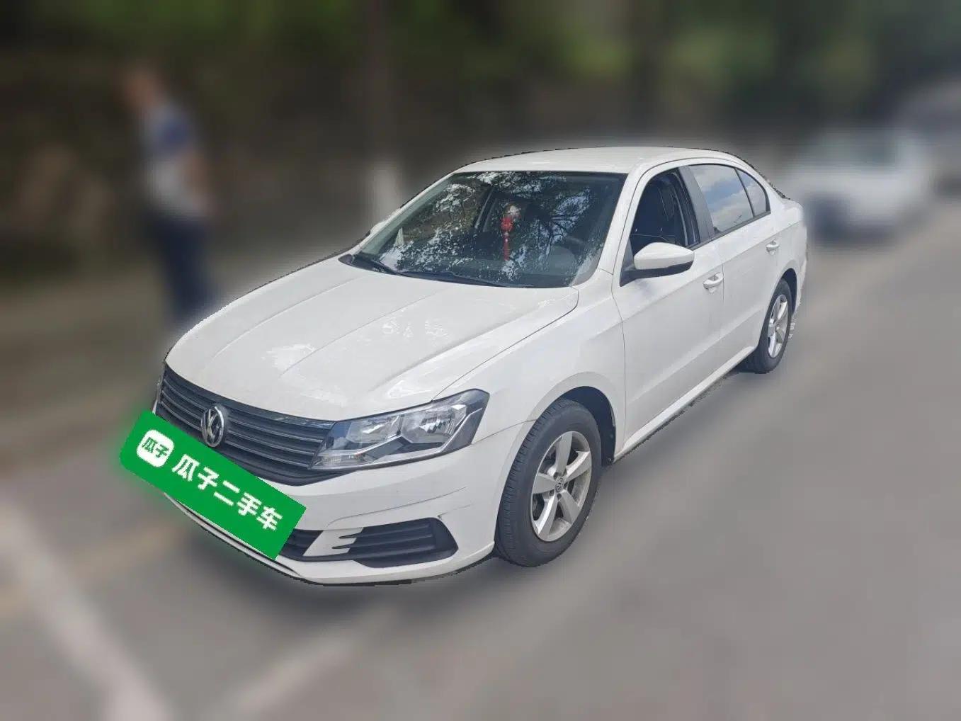 Volkswagen Lavida 2019 Lavida Start 1.5L Manual Fashion Edition China VI Standard — миниатюра 1
