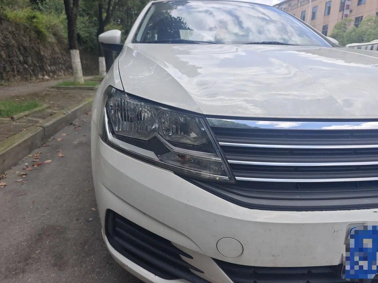 Volkswagen Lavida 2019 Lavida Start 1.5L Manual Fashion Edition China VI Standard — миниатюра 7