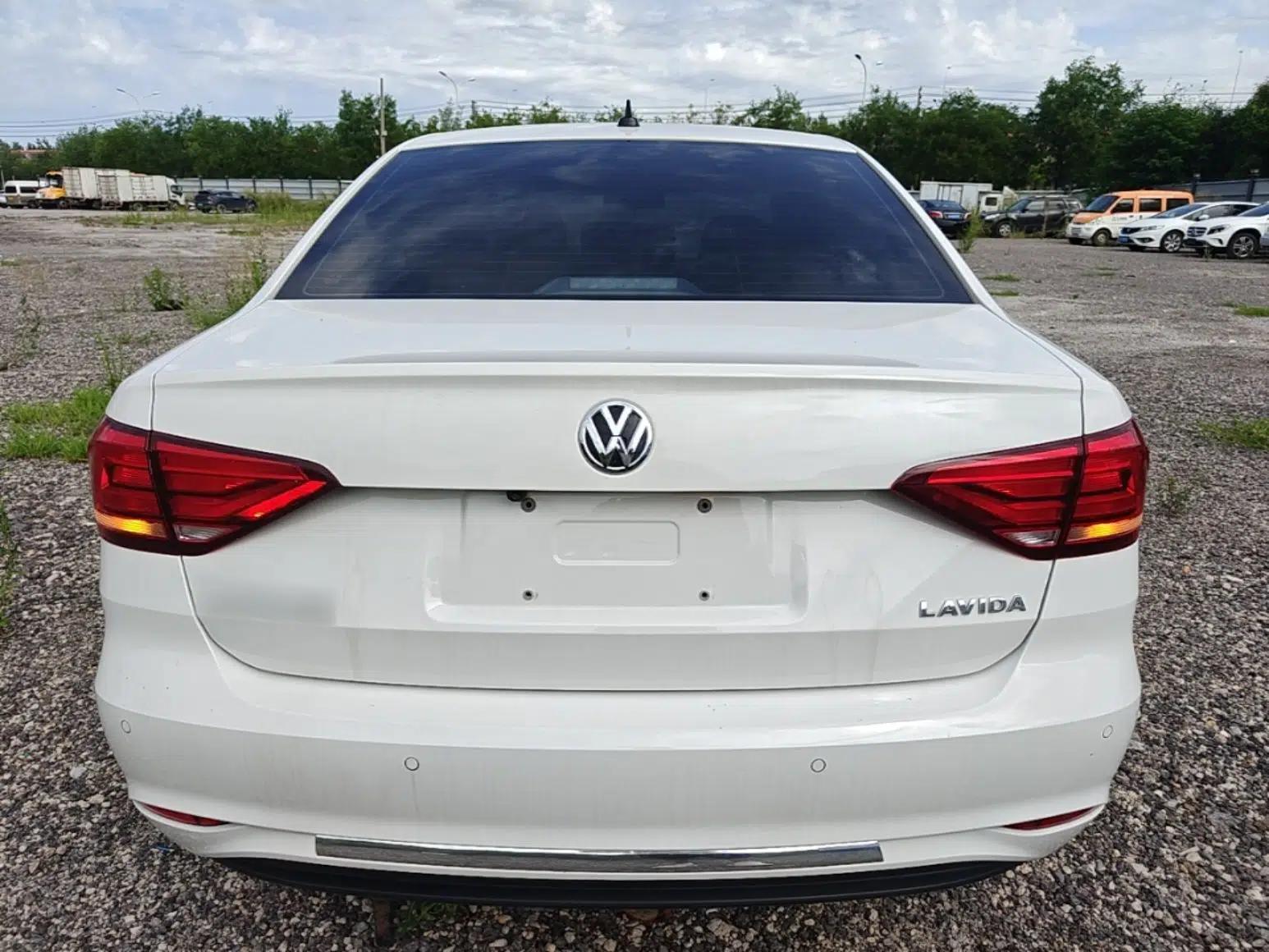 Volkswagen Lavida 2019 Lavida Start 1.5L Automatic Trendy Version China VI Standard — миниатюра 5