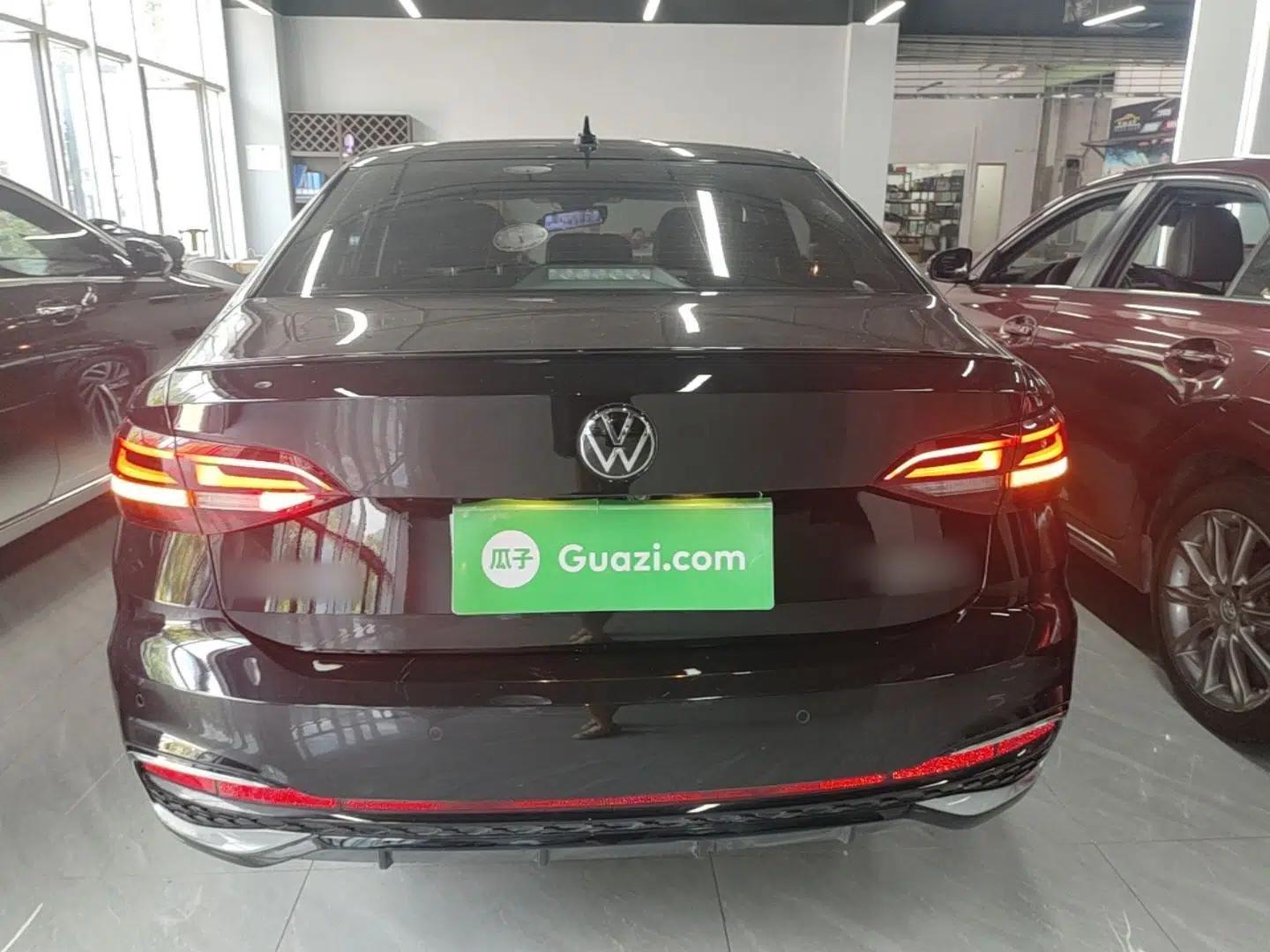 Volkswagen Lavida 2024 300TSI DSG Starry Sky Deluxe Edition — миниатюра 5