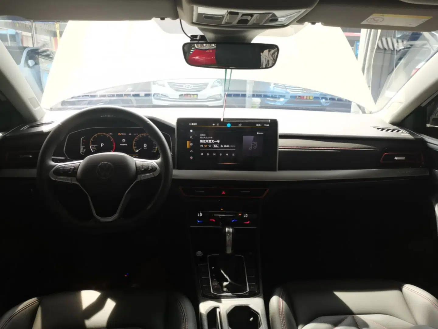 Volkswagen Lavida 2024 300TSI DSG Starry Sky Leading Edition — миниатюра 17