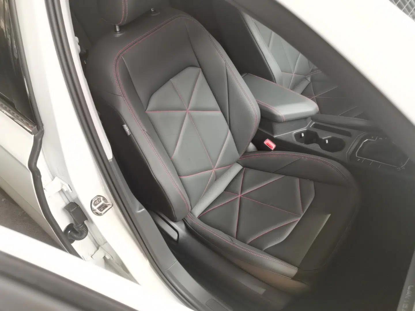 Volkswagen Lavida 2024 300TSI DSG Starry Sky Leading Edition — миниатюра 24
