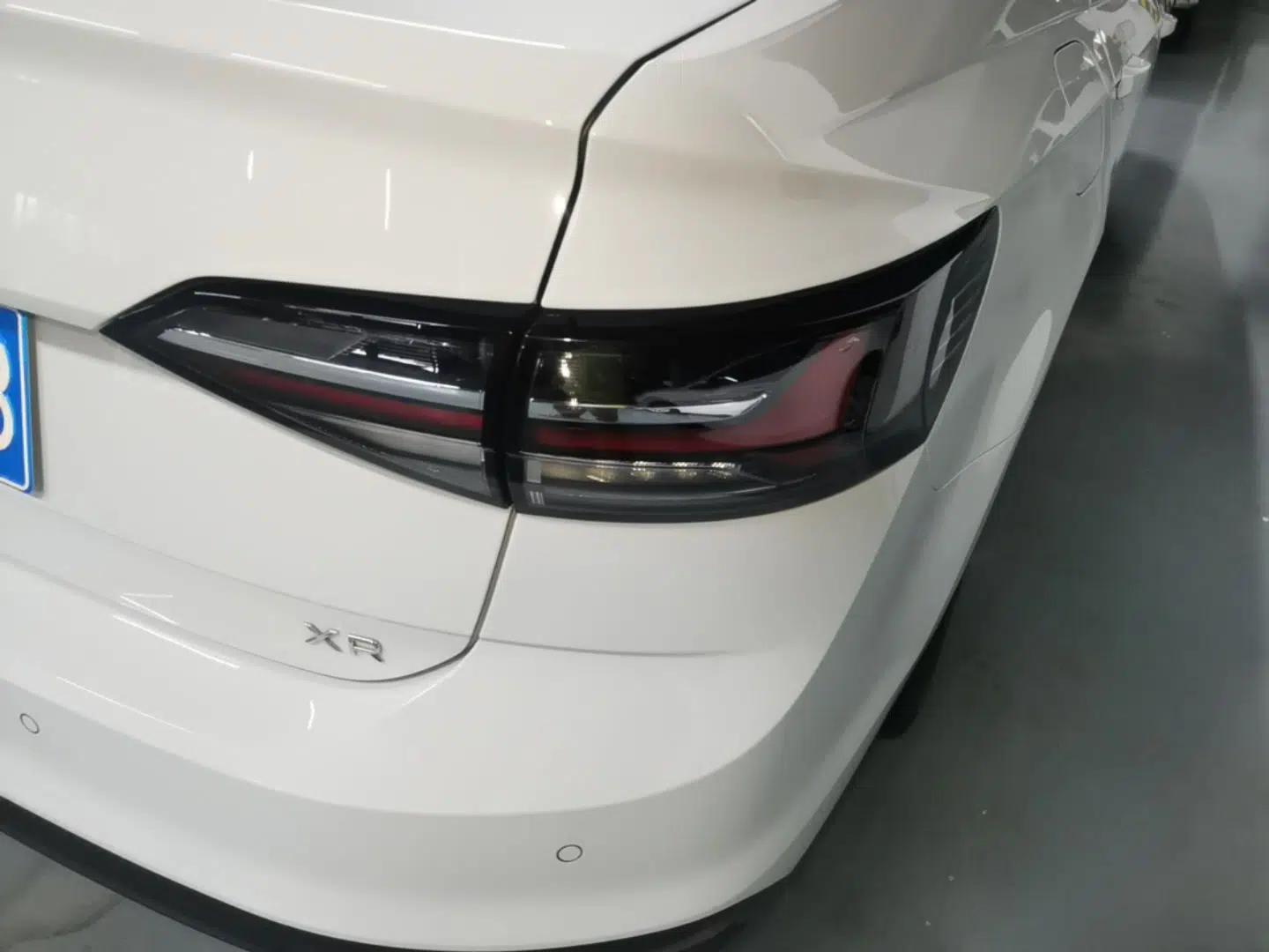 Volkswagen Lavida 2023 New Rui 1.5L Automatic New Yi Edition — миниатюра 9
