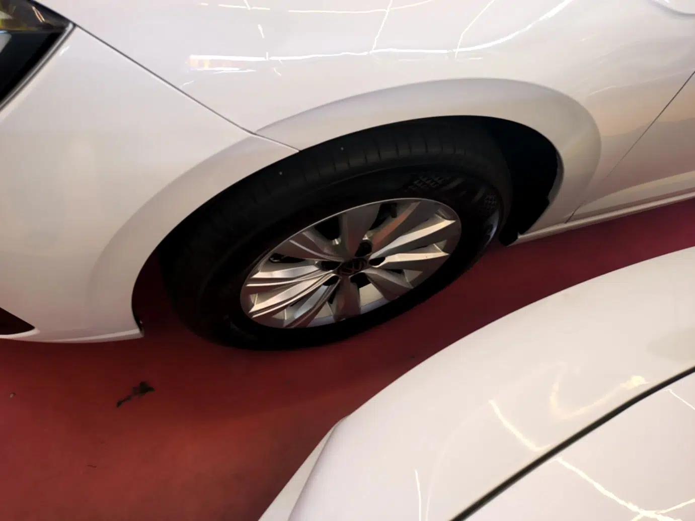 Volkswagen Lavida 2023 New Rui 1.5L Automatic New Yi Edition — миниатюра 10