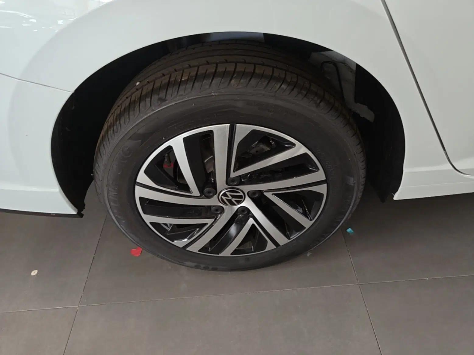 Volkswagen Lavida 2026 1.5L Automatic Starry Five-Million Edition — миниатюра 11