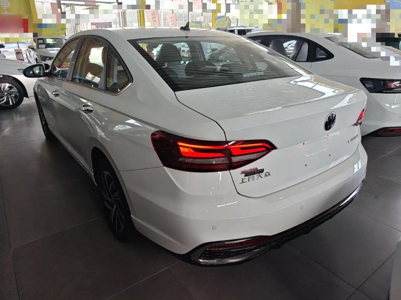 Volkswagen Lavida 2026 1.5L Automatic Starry Five-Million Edition — миниатюра 4