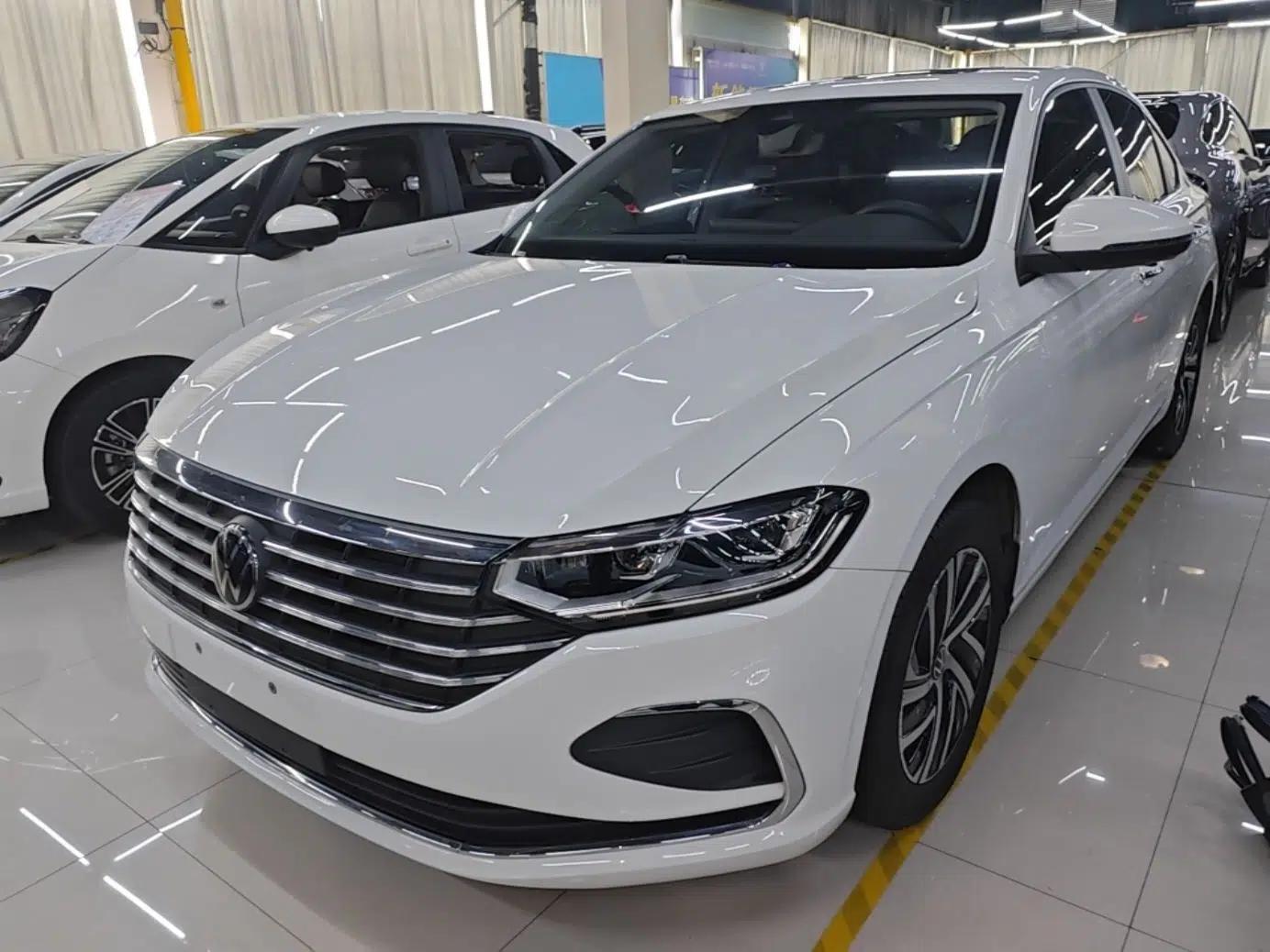 Volkswagen Lavida 2024 1.5L Automatic Full-Comfort Version — миниатюра 1