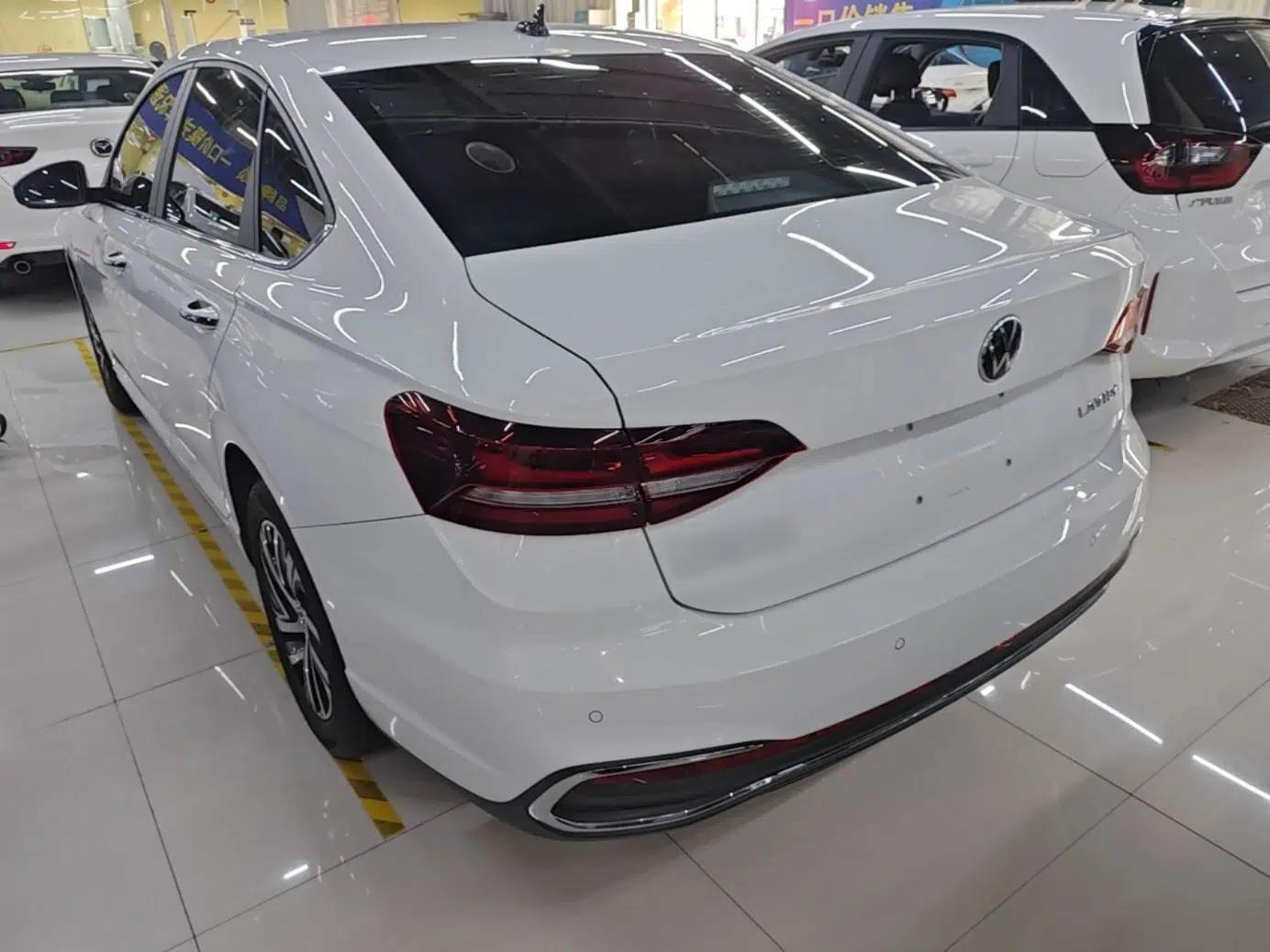 Volkswagen Lavida 2024 1.5L Automatic Full-Comfort Version — миниатюра 13