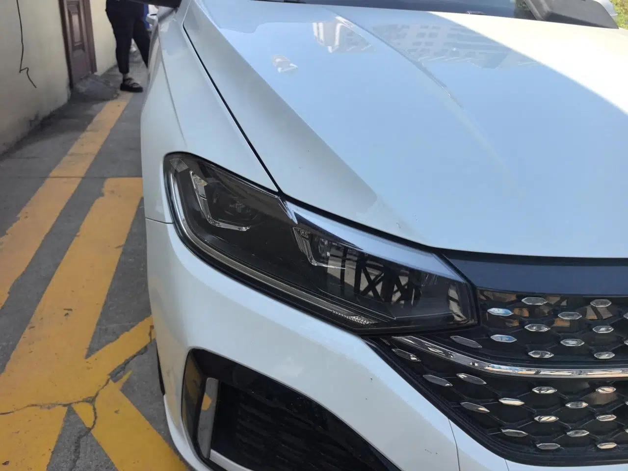 Volkswagen Lavida 2024 1.5L Automatic Starry Sky 5 Million Edition — миниатюра 7