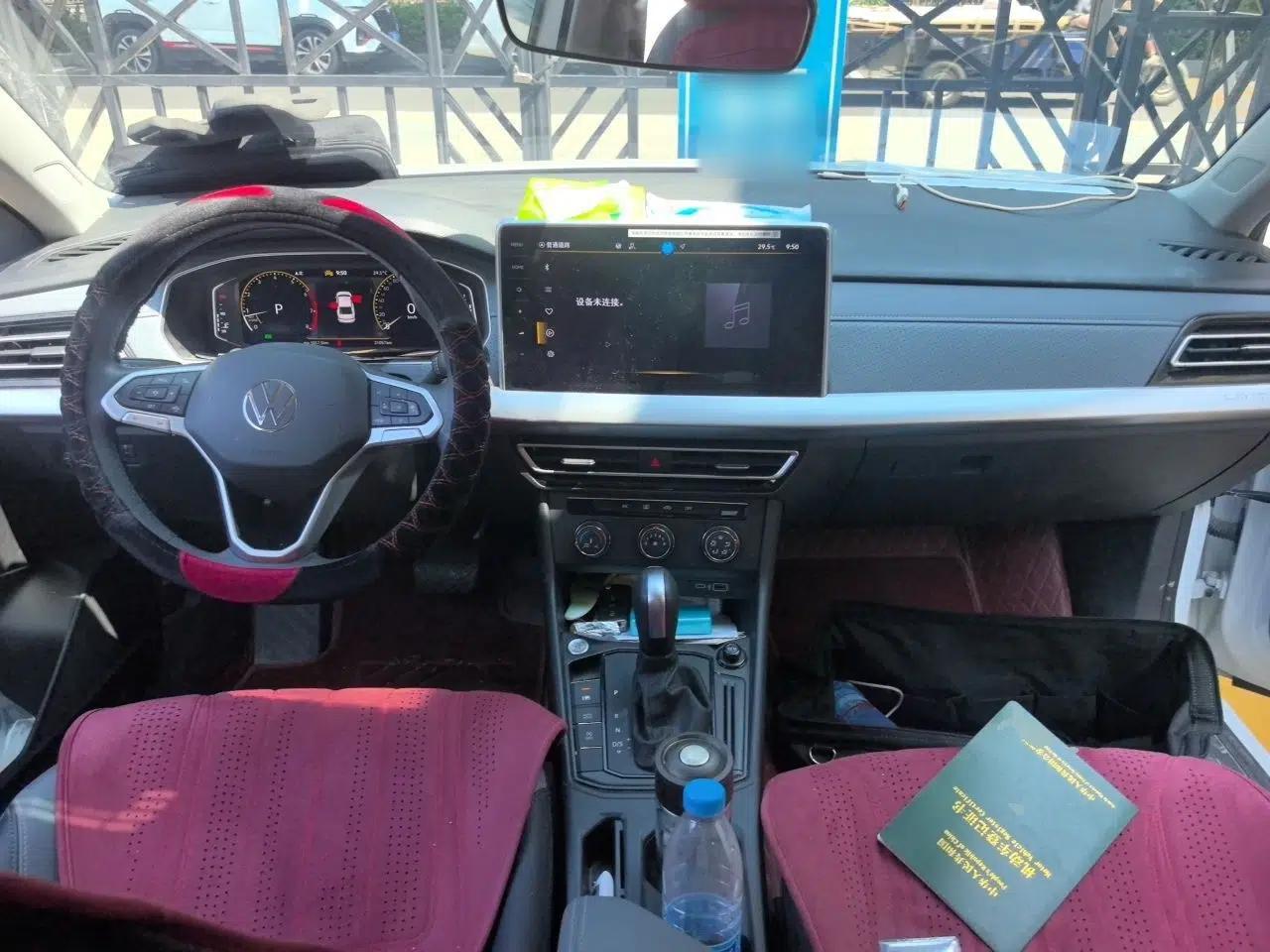 Volkswagen Lavida 2024 1.5L Automatic Starry Sky 5 Million Edition — миниатюра 9