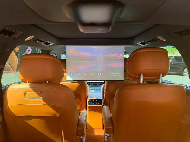 Wenjie M9 2024 Ultra Range Extended 6-Seater — миниатюра 4