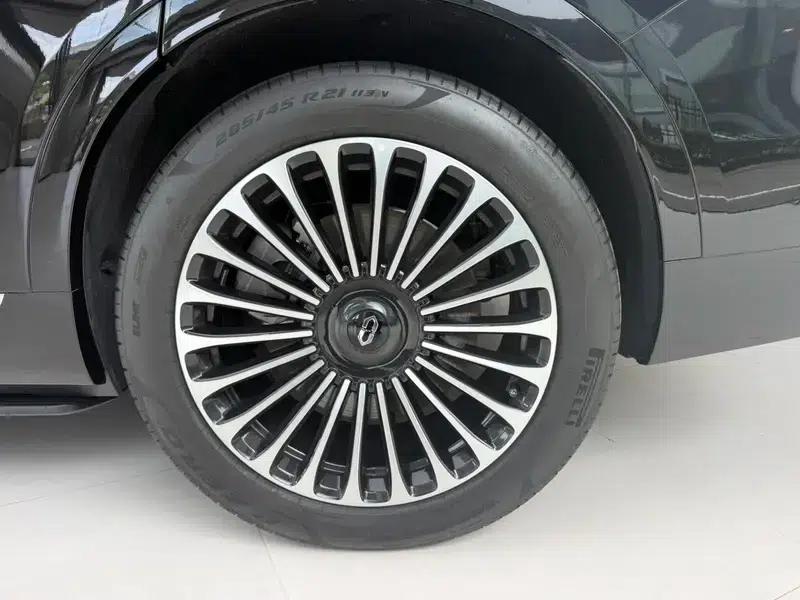 Wenjie M9 2025 Ultra Extended Range Six-Seat Version (192-line LiDAR) — миниатюра 4