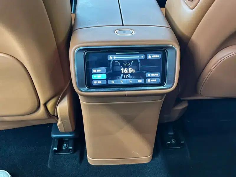 Wenjie M9 2025 Extended Range Max 6-Seat Version (896-line LiDAR) — миниатюра 7