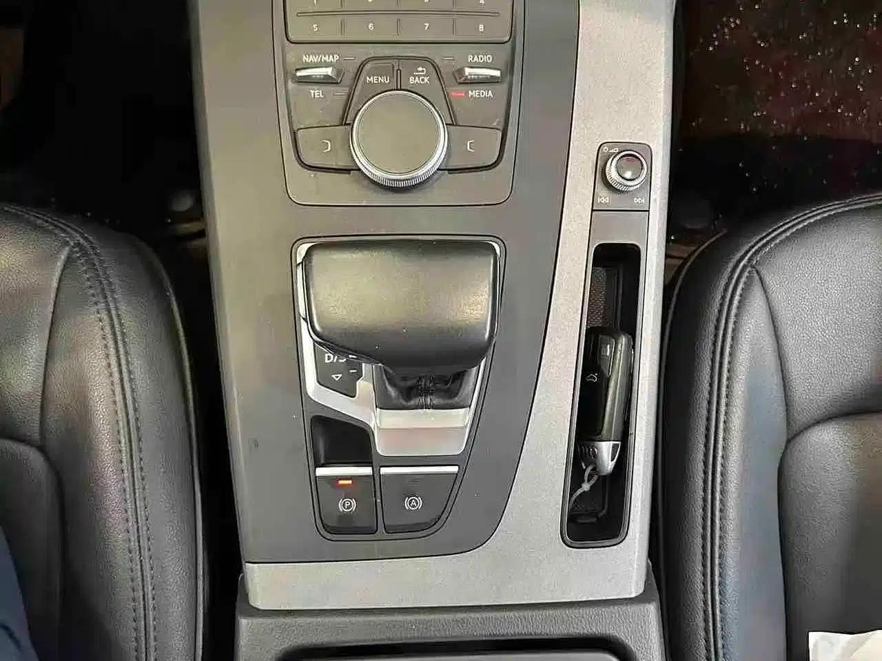 Audi Q5L 2018 40 TFSI Luxury Progressive Edition (China VI Emission Standard) — миниатюра 11