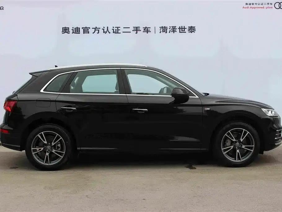 Audi Q5L 2020 Facelift 40 TFSI Luxury Fashion Edition — миниатюра 2