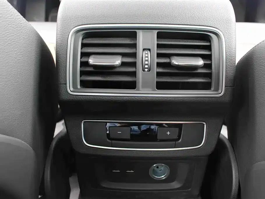 Audi Q5L 2020 Facelift 40 TFSI Luxury Fashion Edition — миниатюра 13