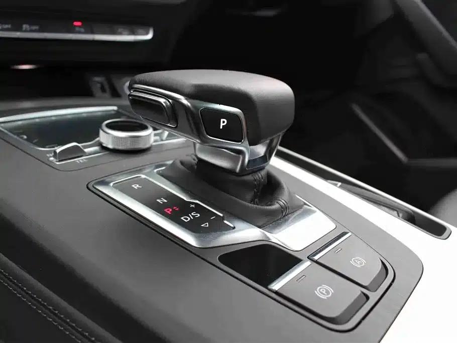 Audi Q5L 2020 Facelift 40 TFSI Luxury Fashion Edition — миниатюра 8