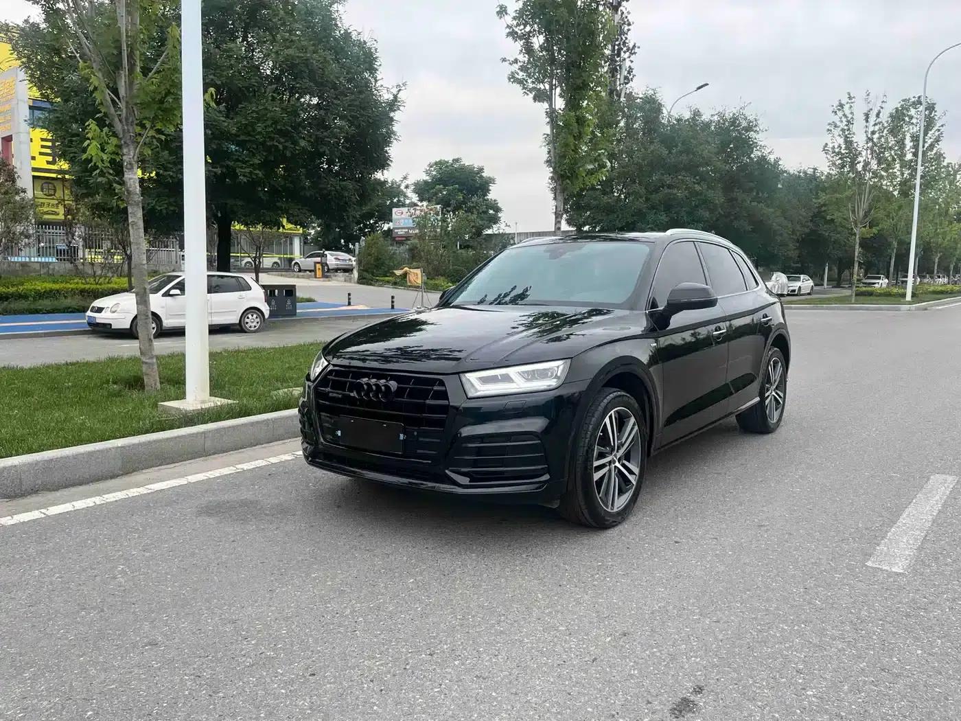 Audi Q5L 2020 40 TFSI Luxury Fashion Edition — миниатюра 1