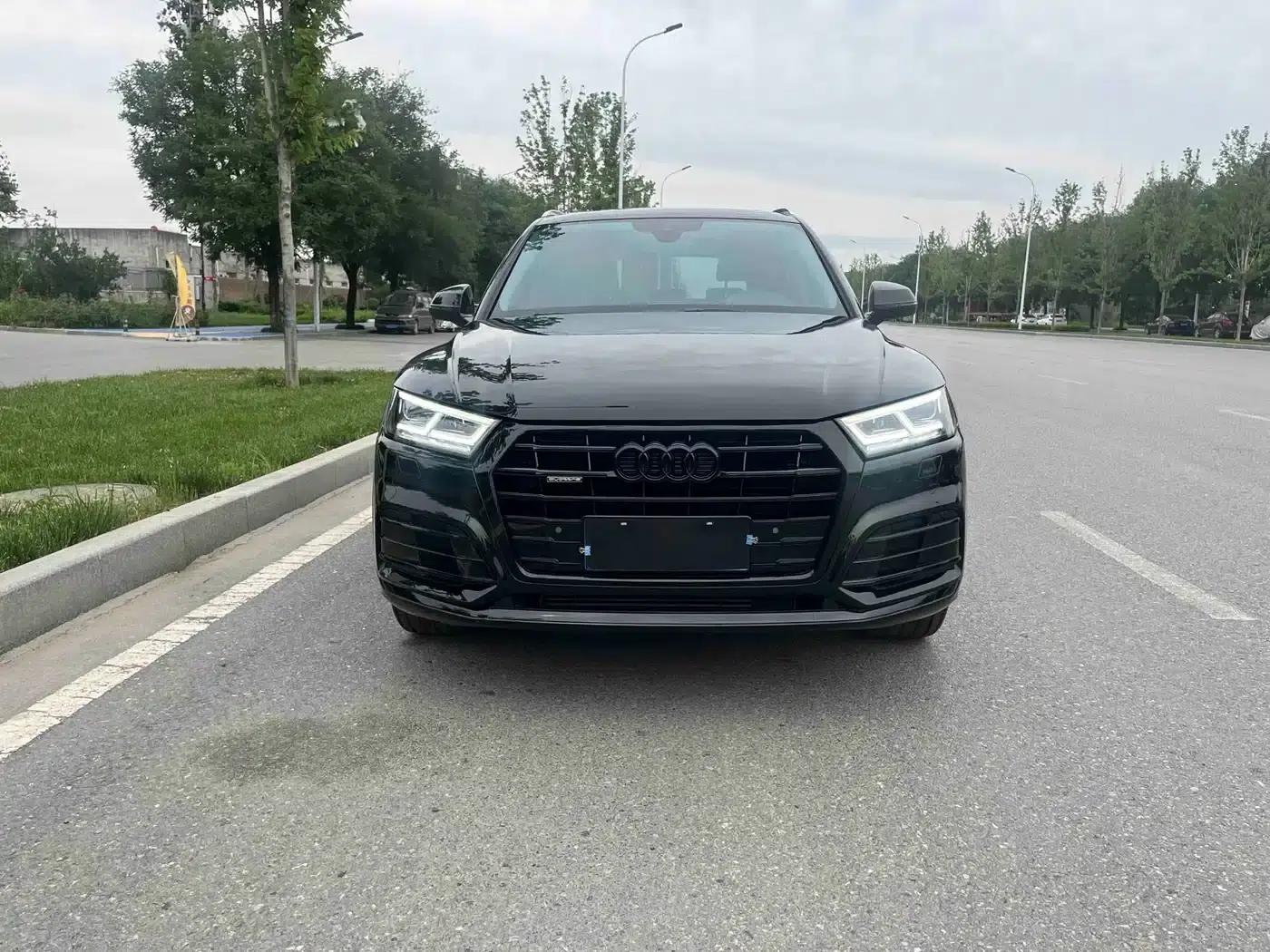 Audi Q5L 2020 40 TFSI Luxury Fashion Edition — миниатюра 2