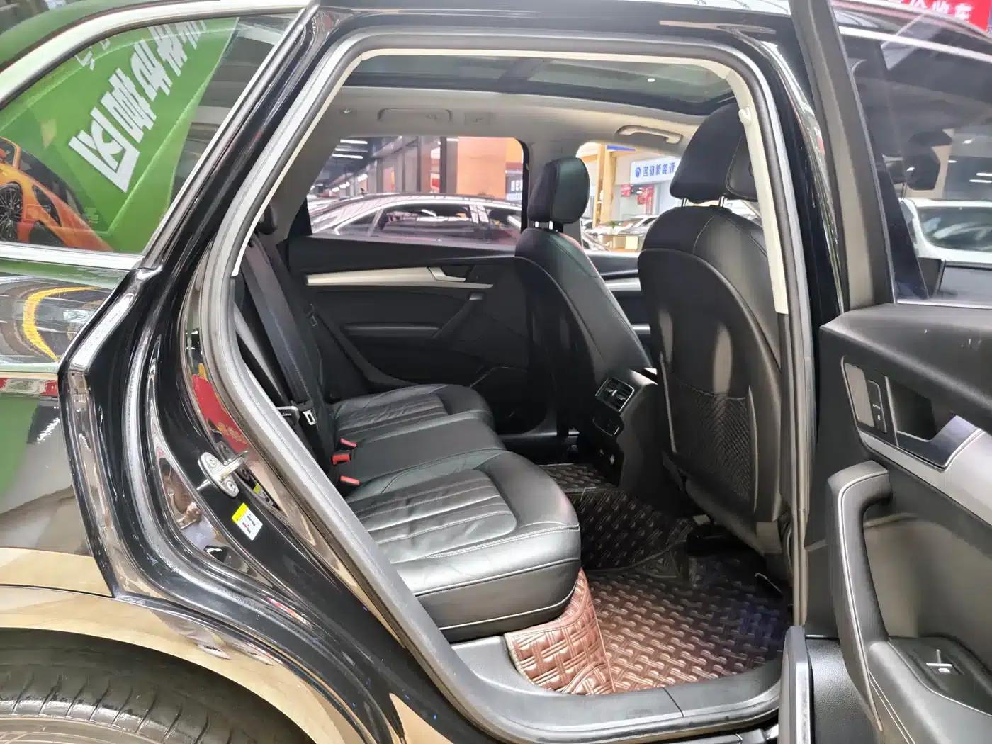 Audi Q5L 2020 40 TFSI Luxury Fashion Edition — миниатюра 17