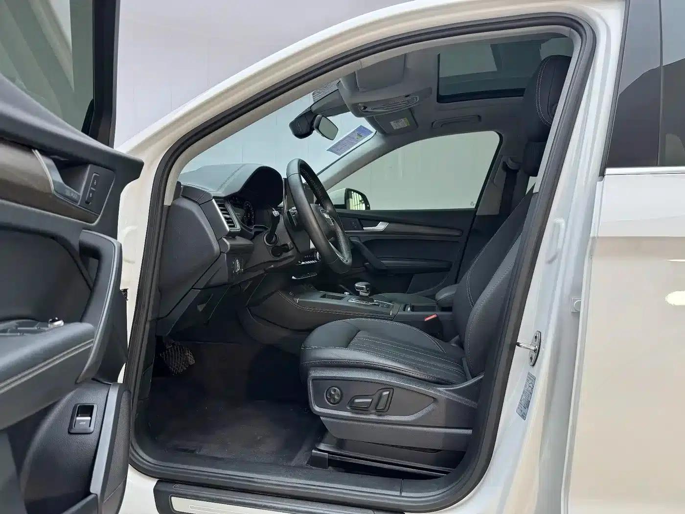Audi Q5L 2022 Facelift 40T Luxury Elegance — миниатюра 2